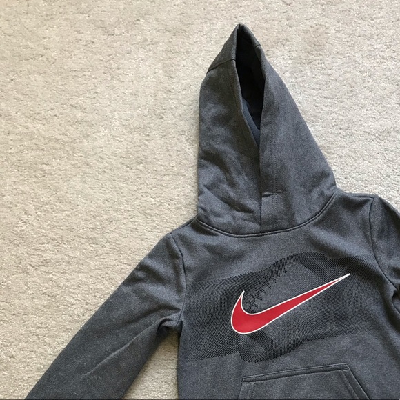 NIKE BOYS SIZE 4 FOOTBALL PULLOVER HOODIE - Picture 2 of 3